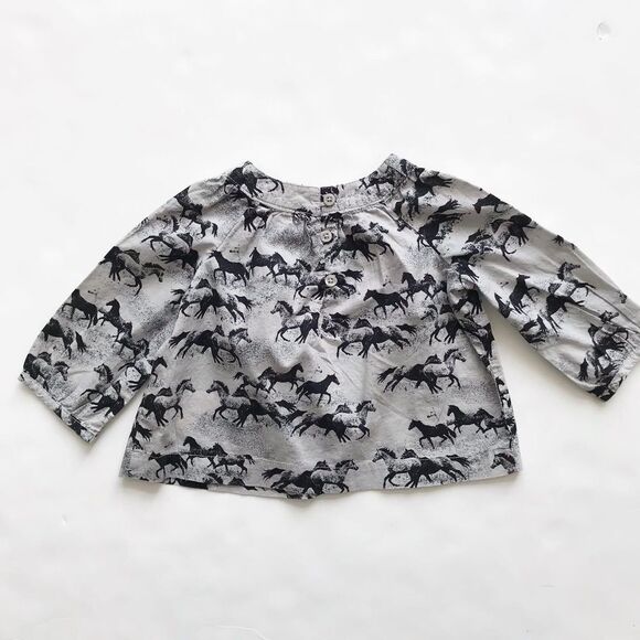 Babygap horse print blouse EUC 12-18 months - Picture 4 of 4